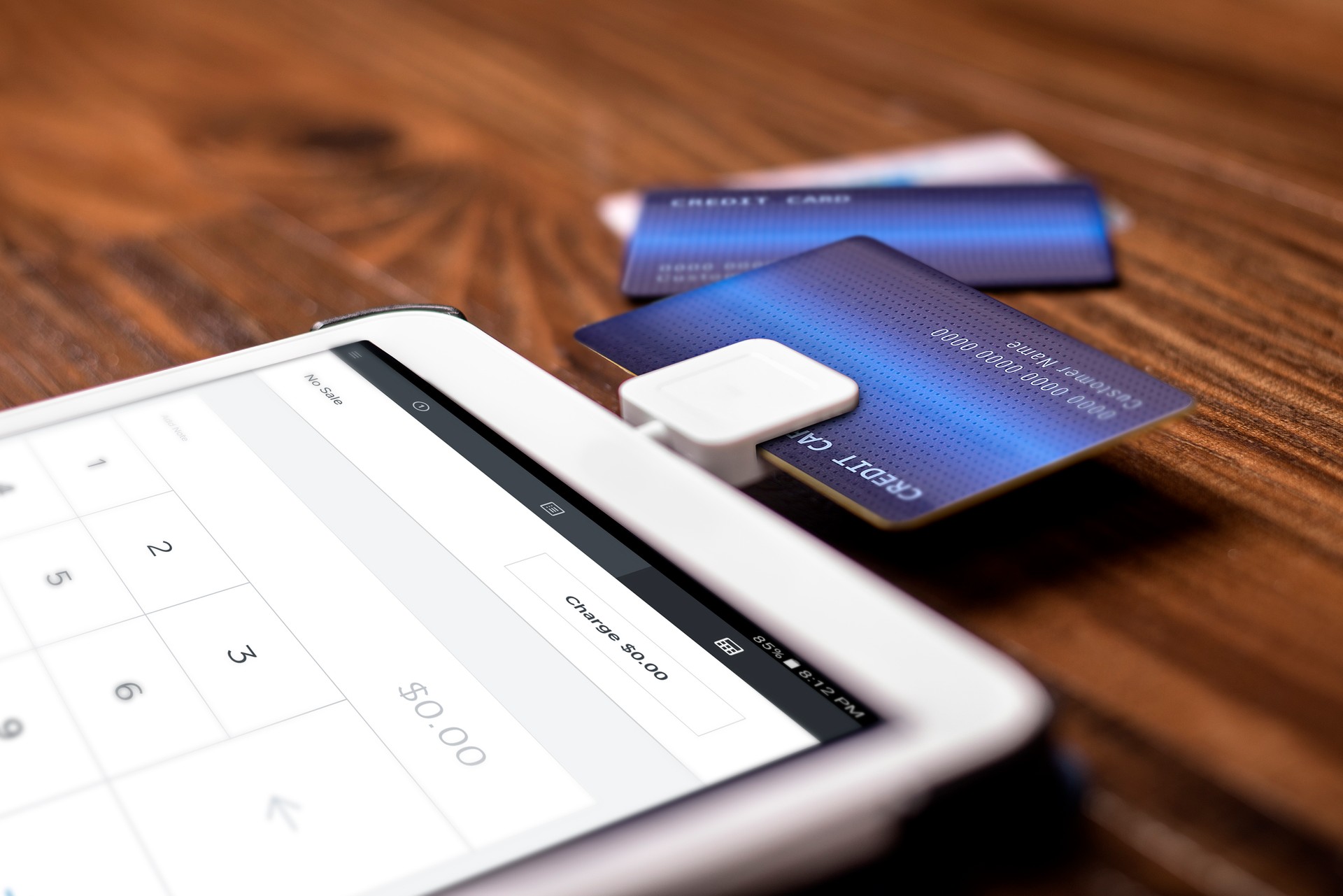 Payment with a Credit Card Chip Reader on a Tablet